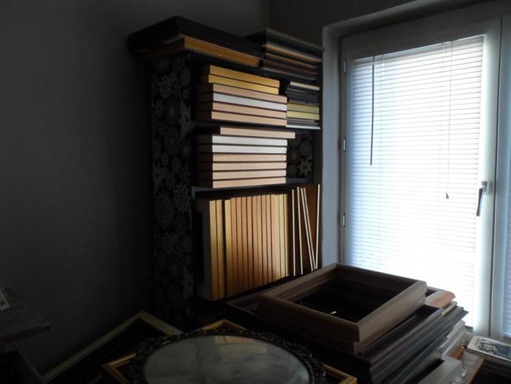 LIQUIDATION de cadres d'art en bois différents formats et mo, Huis en Inrichting, Woonaccessoires | Lijsten, Zo goed als nieuw