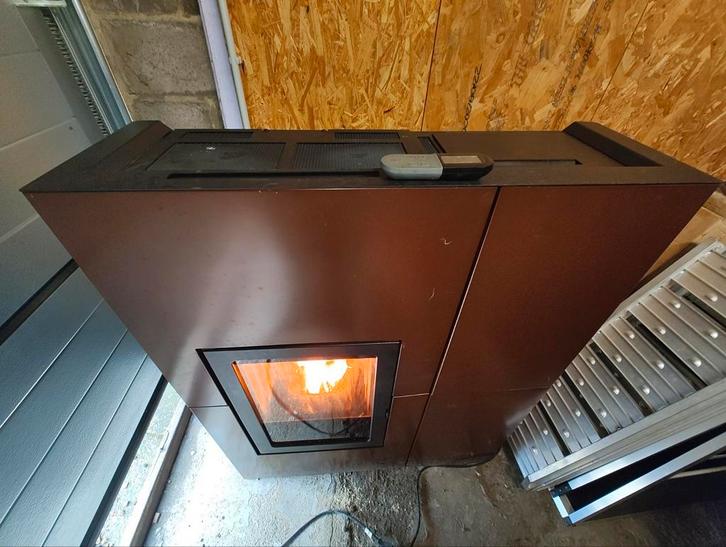 Pelletkachel Edlkamin Blade 12kw met kanalisatie, Huis en Inrichting, Kachels, Gebruikt, Ophalen