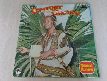 Madam Comfort Omoge And Her Asiko Ikale Group  beschikbaar voor biedingen