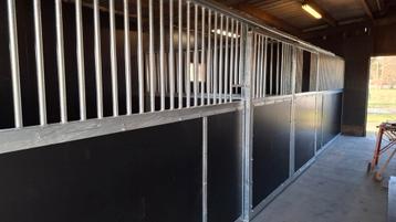 Stalwanden binnenboxen paardenstallen  beschikbaar voor biedingen
