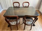 Grote massief houten tafel + 4 stoelen — om af te halen, Ophalen