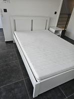 BED - wit - 2 persoon, Huis en Inrichting, Slaapkamer | Bedden, Ophalen, Wit, 140 cm, Zo goed als nieuw
