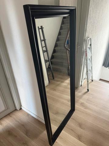 Zwartbruine Ikea Hemnes spiegel beschikbaar voor biedingen