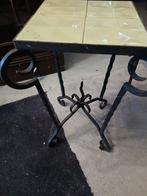 2 retro tafeltjes, Huis en Inrichting, Ophalen