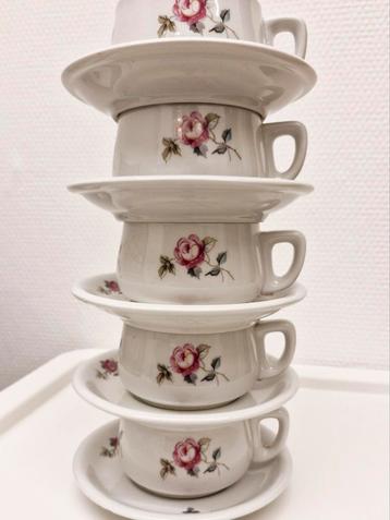Vintage koffieservies uit de jaren '70 van Colditz beschikbaar voor biedingen