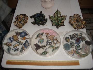 lot broches beschikbaar voor biedingen