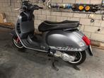 Vespa 300 cc super sport, Motoren, Scooter, 300 cc, Bedrijf, 1 cilinder