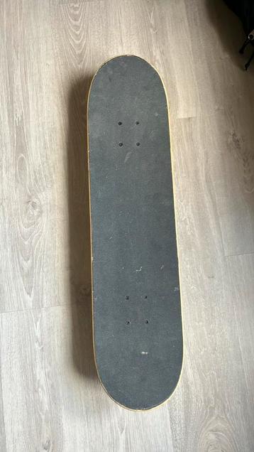 Skateboard Primitive Rodriguez – compleet en in goede staat beschikbaar voor biedingen