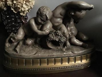 Statue en terre cuite, Enlèvement