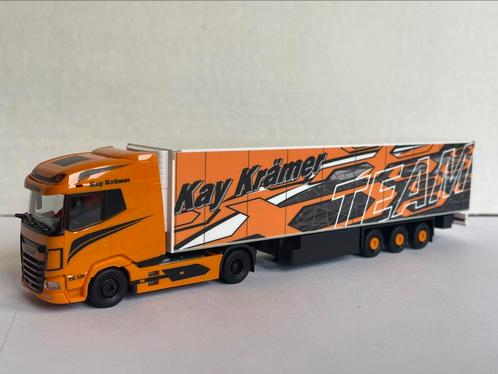 Herpa DAF XG  KAY KRÄMER 1/87, Hobby en Vrije tijd, Modelauto's | 1:87, Zo goed als nieuw, Bus of Vrachtwagen, Herpa, Ophalen of Verzenden