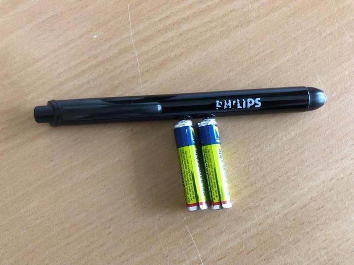 Philips pennen lamp zaklamp mini Penmodel, Verzamelen, Pennenverzamelingen, Gebruikt, Overige merken, Met reclame, Ophalen of Verzenden