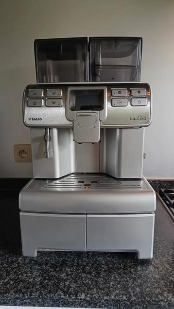 Professionele koffiemachine Saeco Au Lika type SUP040R