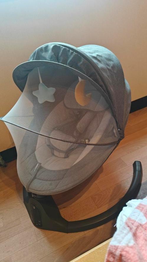 Baby swing elektrische schommelstoel, Kinderen en Baby's, Wipstoeltjes, Zo goed als nieuw, Schommelstoel, Ophalen