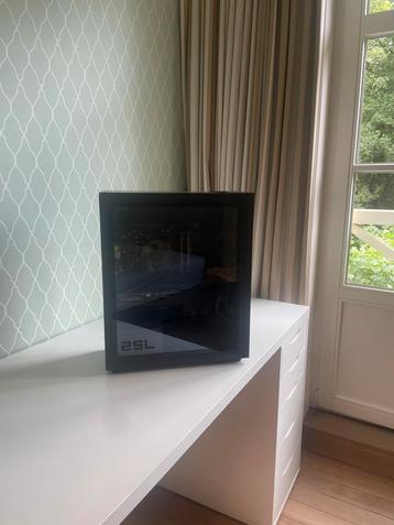 Hp omen 25L beschikbaar voor biedingen