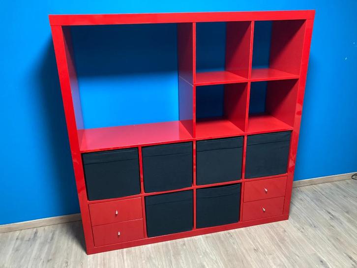 KALLAX Open kast, hoogglans rood, 147x147 cm, Huis en Inrichting, Kasten | Boekenkasten, Zo goed als nieuw, 100 tot 150 cm, 100 tot 150 cm