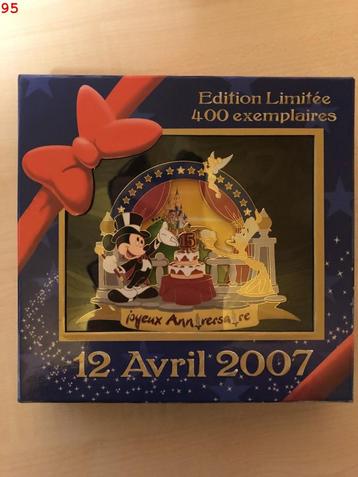 Disneyland Parijs 15th Anniversary jumbo pin beschikbaar voor biedingen