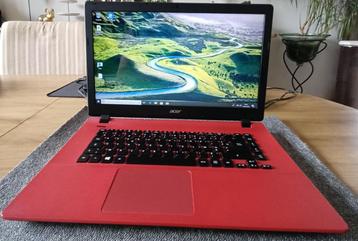 Acer Aspire ES1-520-534W laptop - 4G - 1 TB harde schijf beschikbaar voor biedingen