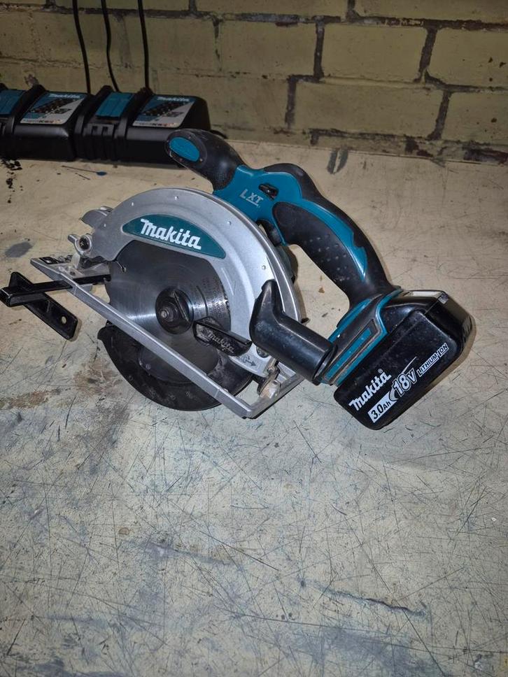 Makita cirkelzaag, Doe-het-zelf en Bouw, Gereedschap | Zaagmachines, Cirkelzaag, Ophalen of Verzenden