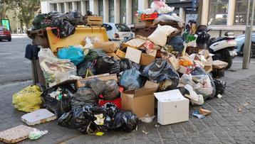 Déchets, Enlèvement ou Envoi, Comme neuf