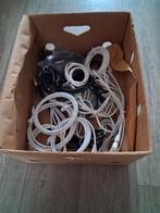 Diverse kabels, Audio, Tv en Foto, Audiokabels en Televisiekabels, Ophalen, Zo goed als nieuw, Minder dan 2 meter, Overige kabels