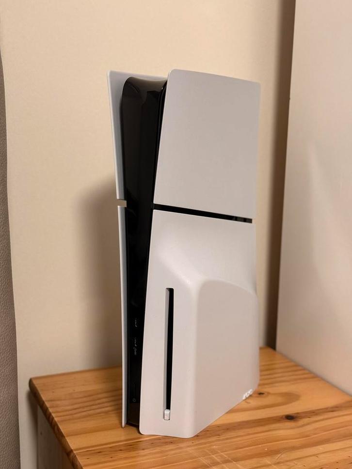 PlayStation 5 Slim - Disc Edition, Games en Spelcomputers, Spelcomputers | Sony PlayStation 5, Zo goed als nieuw, Playstation 5