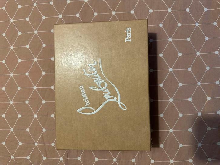 Louboutin Kate 100mm maat 38, Kleding | Dames, Schoenen, Nieuw, Pumps, Zwart, Ophalen of Verzenden