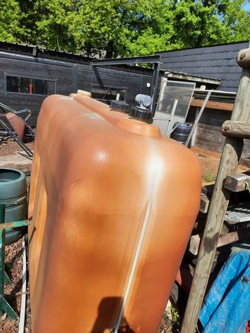 regenton brandstoftank 2000 liter beschikbaar voor biedingen
