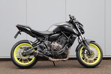 Yamaha MT 07 / MIVV-uitlaat / Zwart windscherm / Topstaat