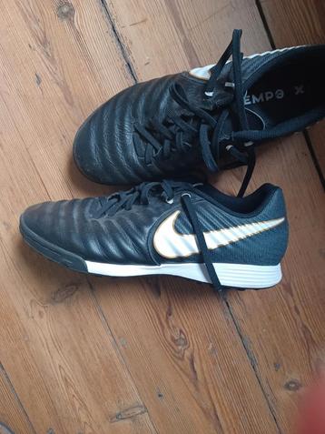 Niks sport schoenen voetbal zgan beschikbaar voor biedingen