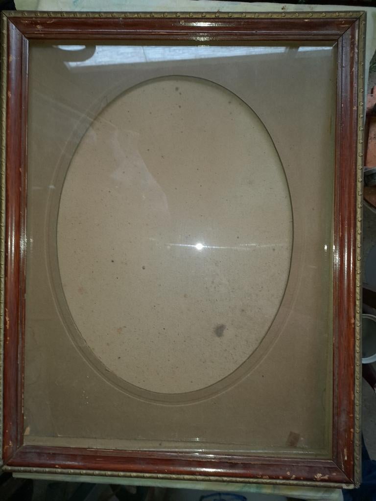 Ancien cadre en bois avec son passe-partout et  sa vitre, Enlèvement ou Envoi