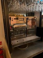 Aguilla 220 NESPRESSO PRO, Elektronische apparatuur, Koffiezetapparaten, Ophalen, Koffiepads en cups, 10 kopjes of meer, Koffiemachine