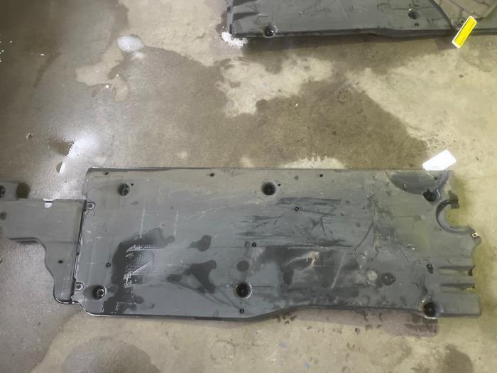 Beschermplaat bodem van een Volkswagen Polo, Auto-onderdelen, Carrosserie, Volkswagen, Gebruikt, 3 maanden garantie, Ophalen of Verzenden