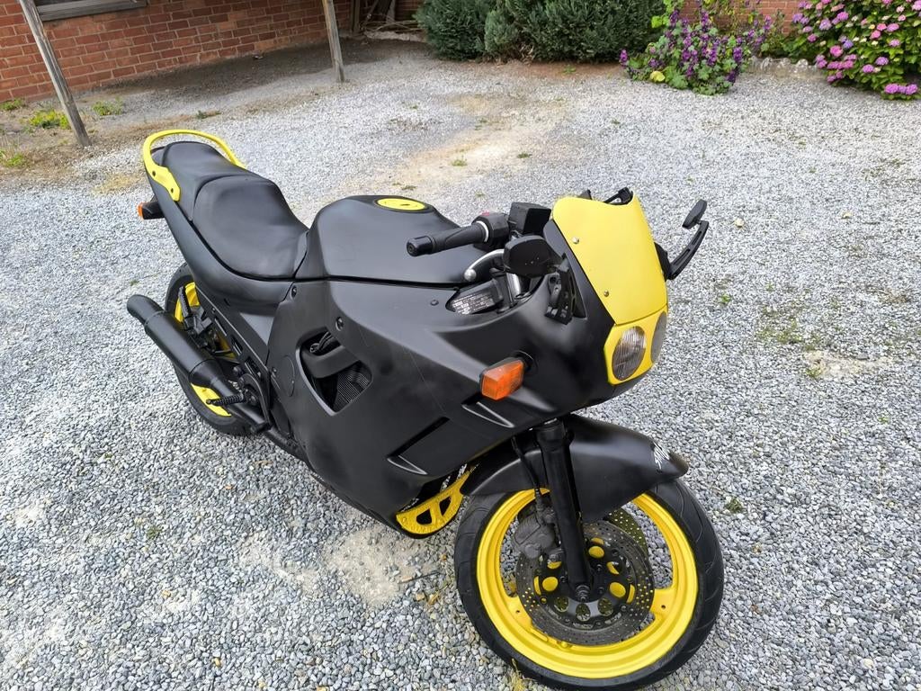 Suzuki 750cc, Motos, Particulier