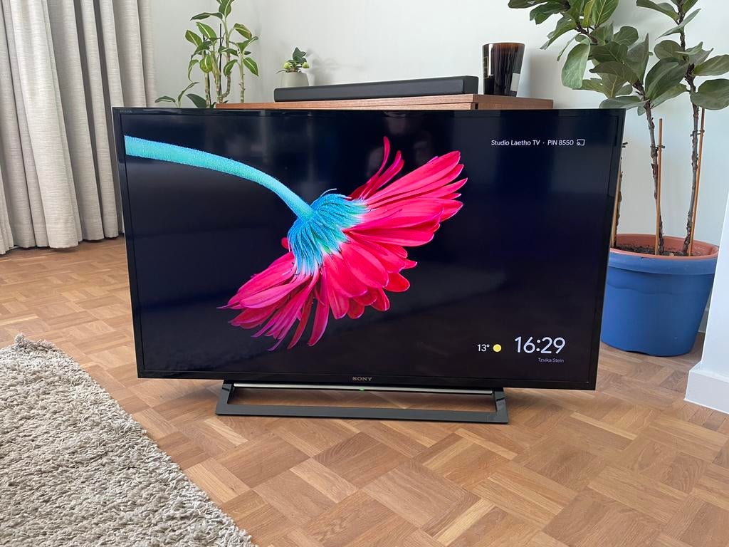 Sony TV + chromecast, Ophalen, Zo goed als nieuw, Sony