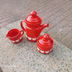 Vintage koffiepot suiker en melkpot prijs voor alle 3, Ophalen