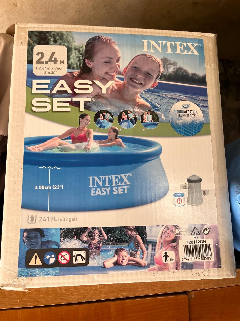 Intel Easy set zwembad inclusief hoes te koop, Jardin & Terrasse, Piscines, 200 à 400 cm, Piscine gonflable, Rond, Comme neuf