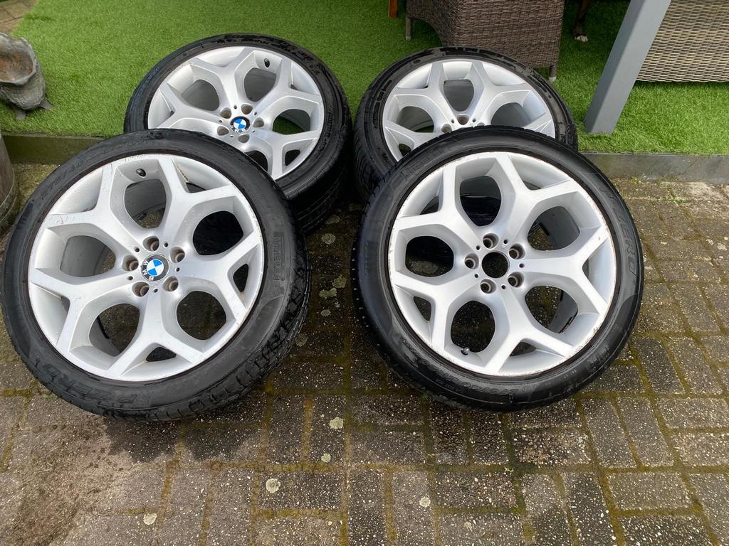 Jantes BMW X5 et X6 avec pneus de taille 20 », Autos : Pièces & Accessoires, Pneus & Jantes, Enlèvement, Pneu(s)