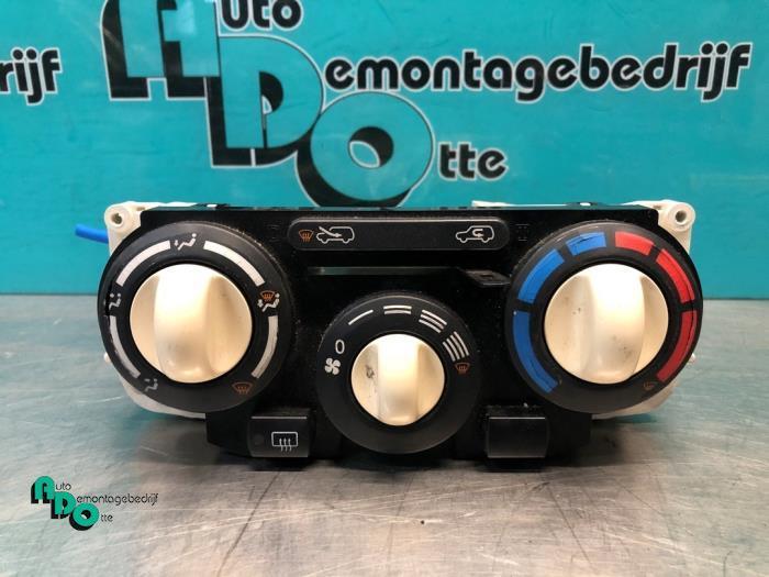 Panneau de commandes chauffage d'un Nissan Micra (Micra 03-), Autos : Pièces & Accessoires, Tableau de bord & Interrupteurs, Nissan