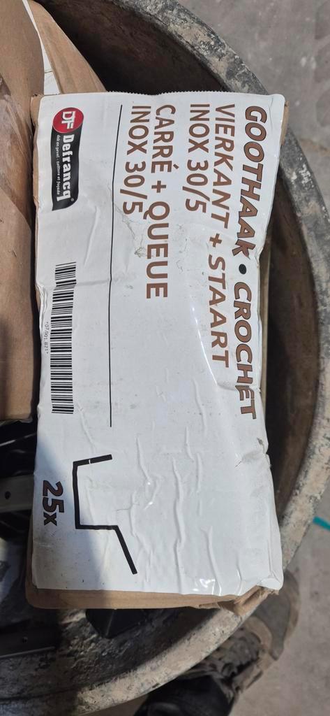 Inox goothaken 30/5 met staart – 149 stuks – Defrancq (PRO), Doe-het-zelf en Bouw, Overige Doe-Het-Zelf en Bouw, Ophalen