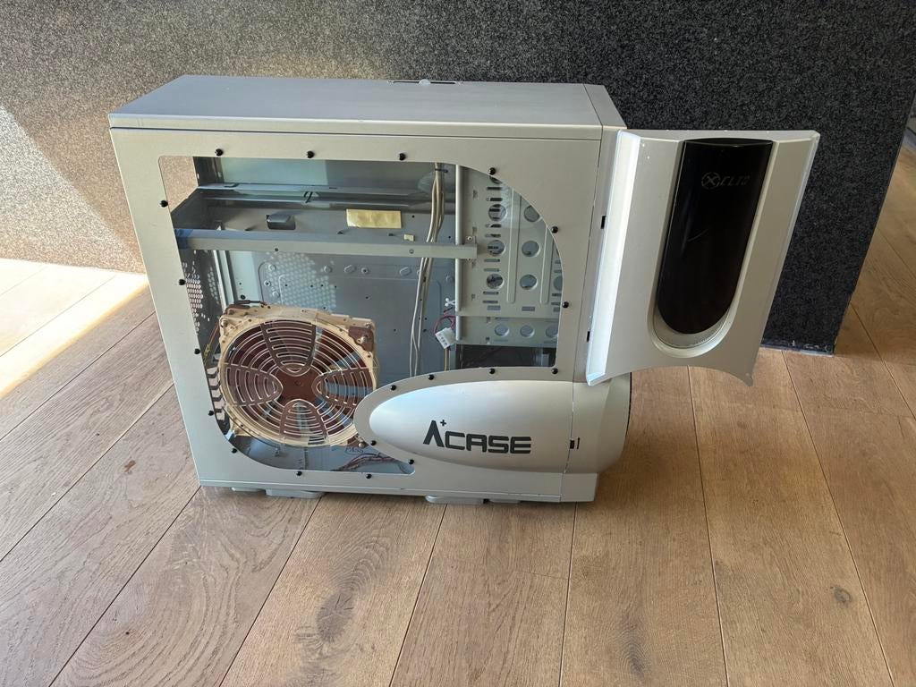 A+ case Xclio, Computers en Software, Computerbehuizingen, Ophalen, Gebruikt