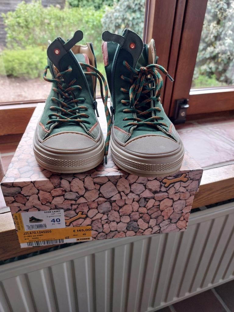Stones&Bones schoenen jongens, Sport en Fitness, Bergsport en Wandelen, Ophalen, Schoenen