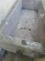 Deux abreuvoir en pierre bleu, Animaux & Accessoires, Enlèvement