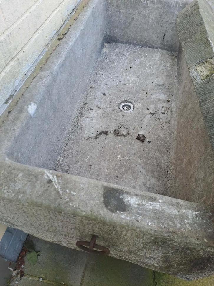 Deux abreuvoir en pierre bleu, Animaux & Accessoires, Nourriture & Abreuvoirs pour chats, Enlèvement