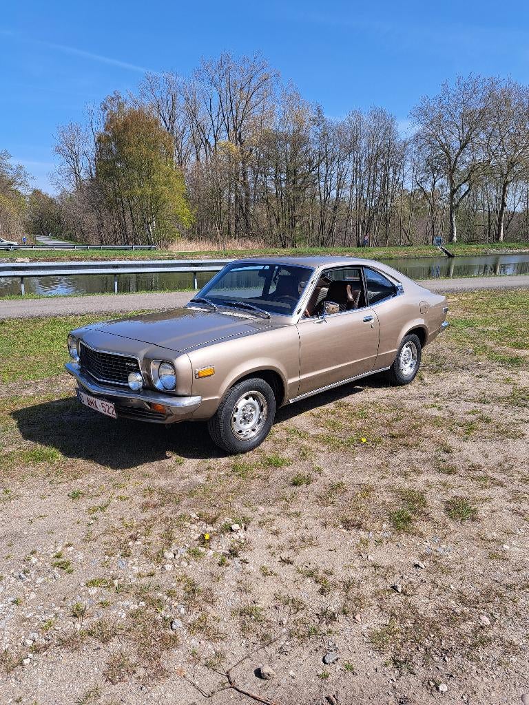 mazda 818 coupé 1976, Auto's, Mazda, Particulier, Overige modellen, Benzine, Coupé, 2 deurs, Handgeschakeld, Bruin, Bruin, Achterwielaandrijving