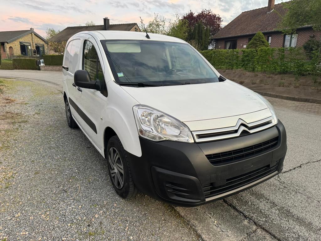 Citroen berlingo euro 6 hdi 97000 km, Autos, Achat, Diesel, Particulier, Tissu