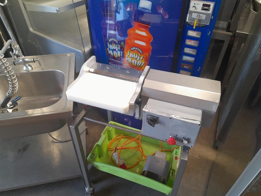 Visschiller/3m60 spoelbak/apparatuur voor visopslag/catering, Ophalen, Vis