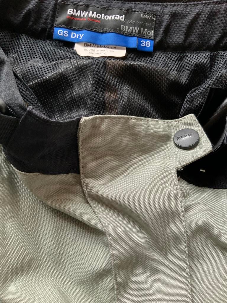 MOTORBROEK - BMW - GS DRY - VROUW maat 38, Motos, Vêtements | Vêtements de moto, Enlèvement