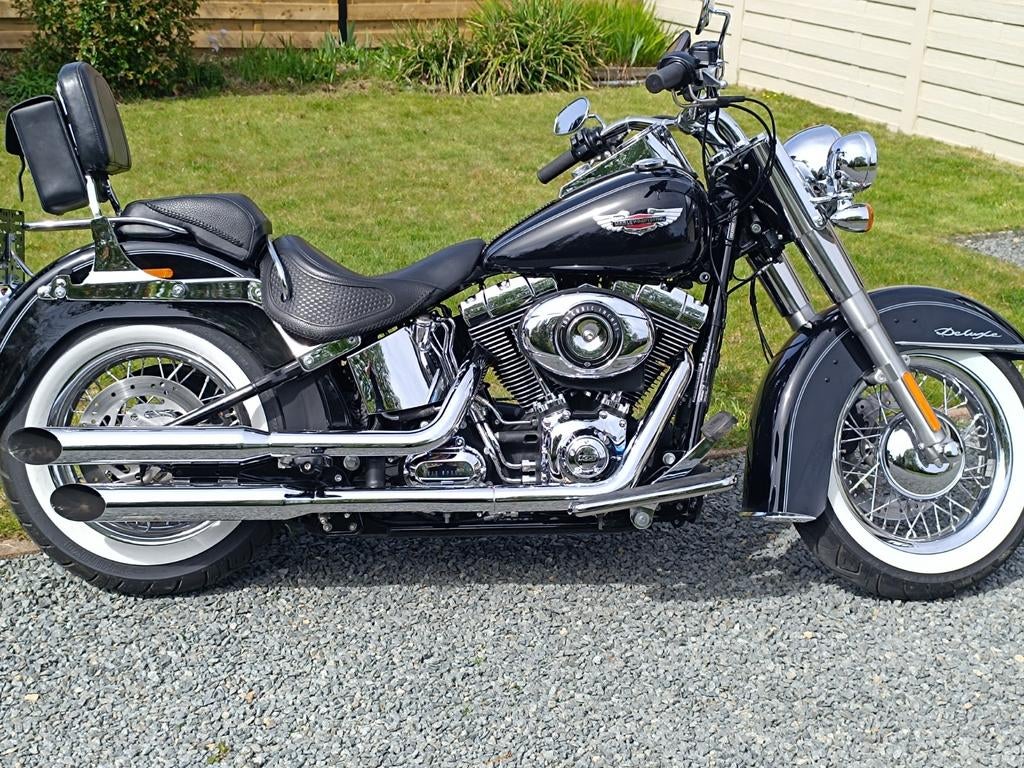 Harley Davidson softail deluxe showroom staat, Motoren, Motoren | Harley-Davidson, Particulier, ABS, Ophalen