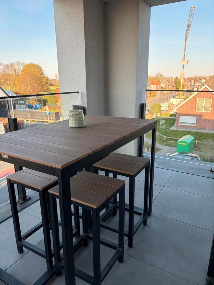 Tuinset hoge tafel met 4 krukjes, Huis en Inrichting, Barren, Zo goed als nieuw, Ophalen