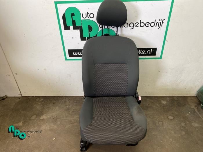 Siège droit d'un Citroen Berlingo (Berlingo 96-), Autos : Pièces & Accessoires, Habitacle & Garnissage, Citroën, Utilisé, 3 mois de garantie